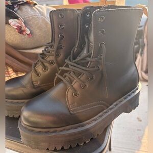 Doc Martens Jadon II mono vegan leather